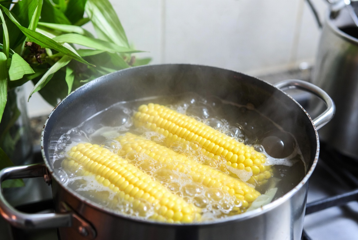 How to Cook Corn on the Cob in Water
