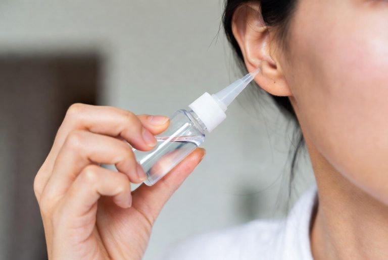 How to Drain Water Out of Ear