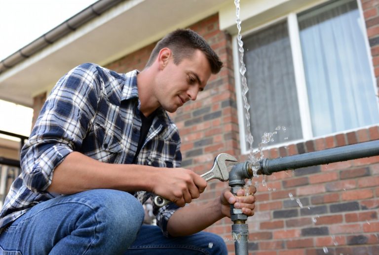 How to Eliminate Air in Water Pipes