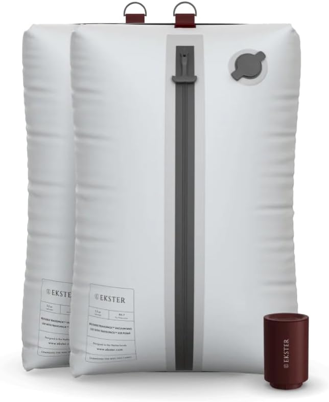 Ekster Travel Pack Vacuum Kit Review: Space Saver